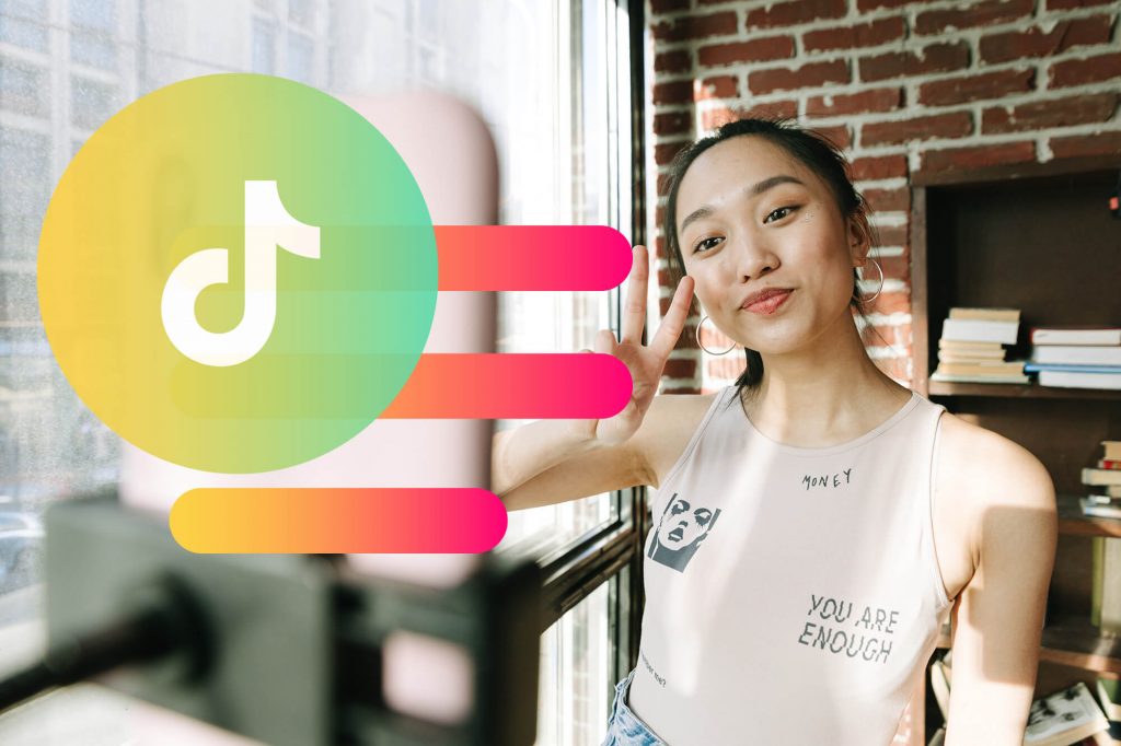 Influencer posting in front of camera