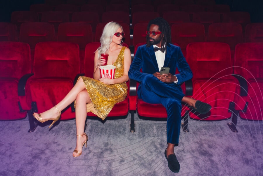 Influencers in the theater